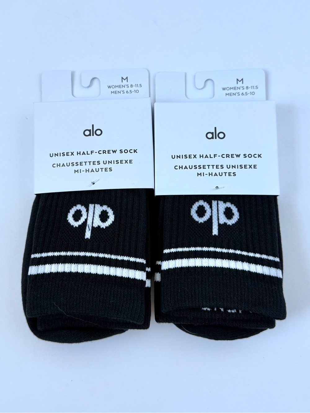Alo Yoga Unisex Half-Crew Socks Black White NWT Size M